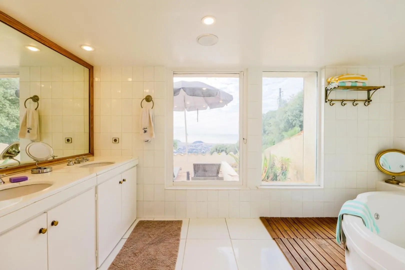 Lou Mas Soubran Vi2083 By Riviera Holiday Homes 尼斯 0*,