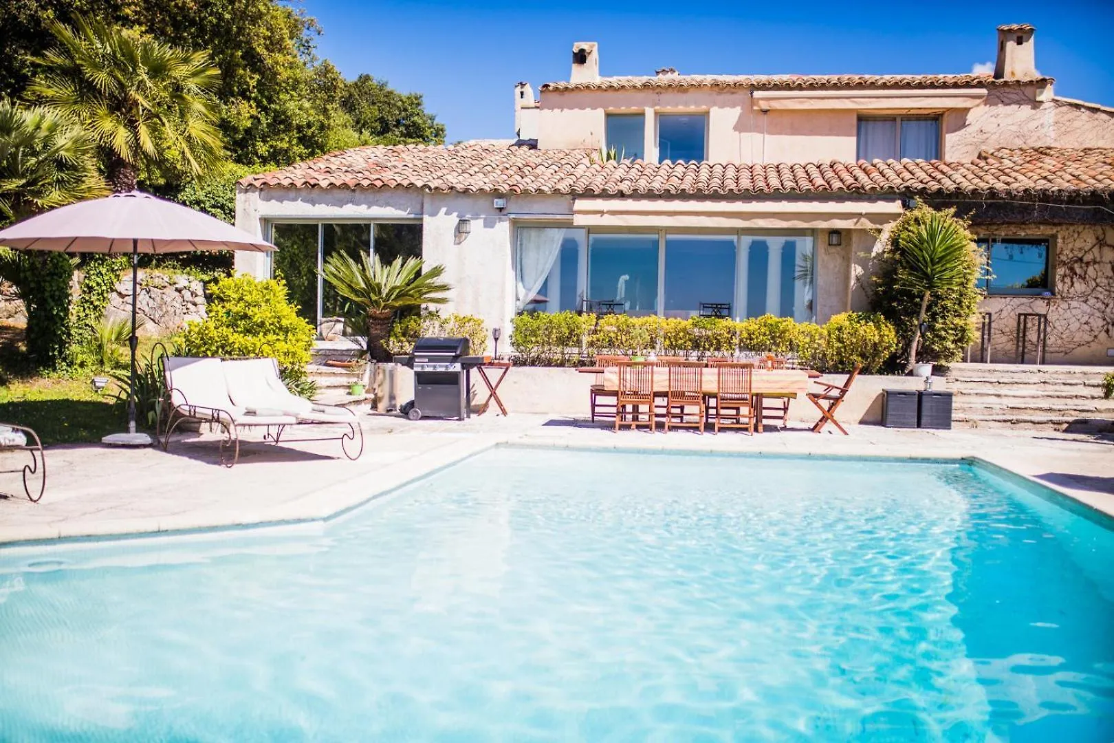 Lou Mas Soubran Vi2083 By Riviera Holiday Homes Nice Villa