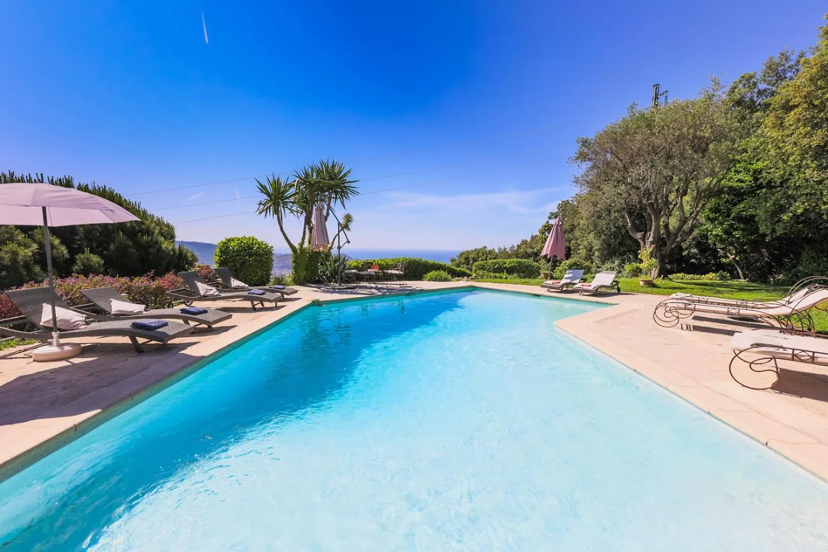 Villa Lou Mas Soubran Vi2083 By Riviera Holiday Homes Nice
